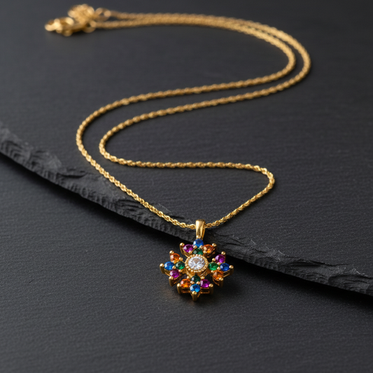 Collar Cally Berry • Cruz de los Siete Destellos